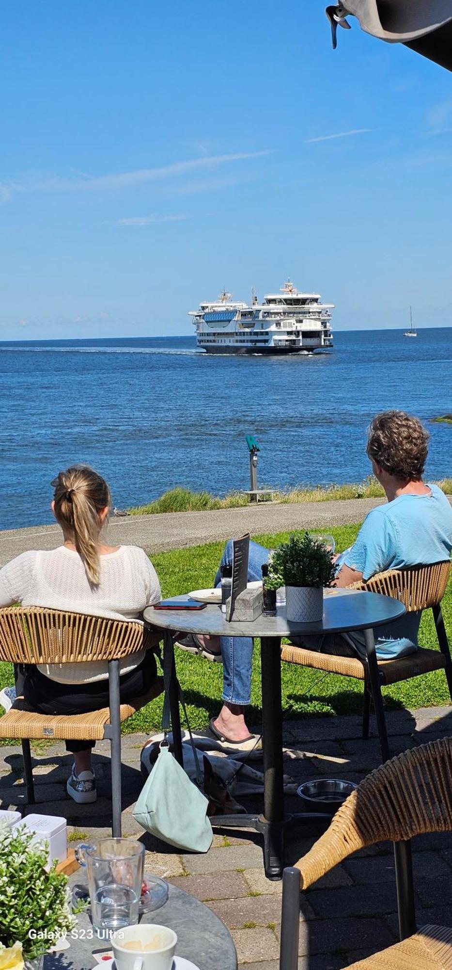 Romantisch Huisje Nabij Het Strand Met Uitzicht Op De Tulpenvelden Julianadorp Ngoại thất bức ảnh